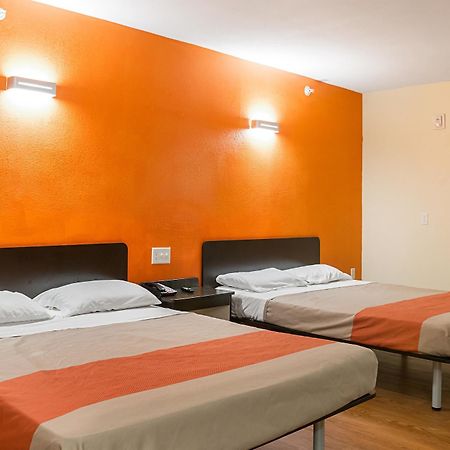Motel 6-New Orleans, La - Near Downtown Экстерьер фото