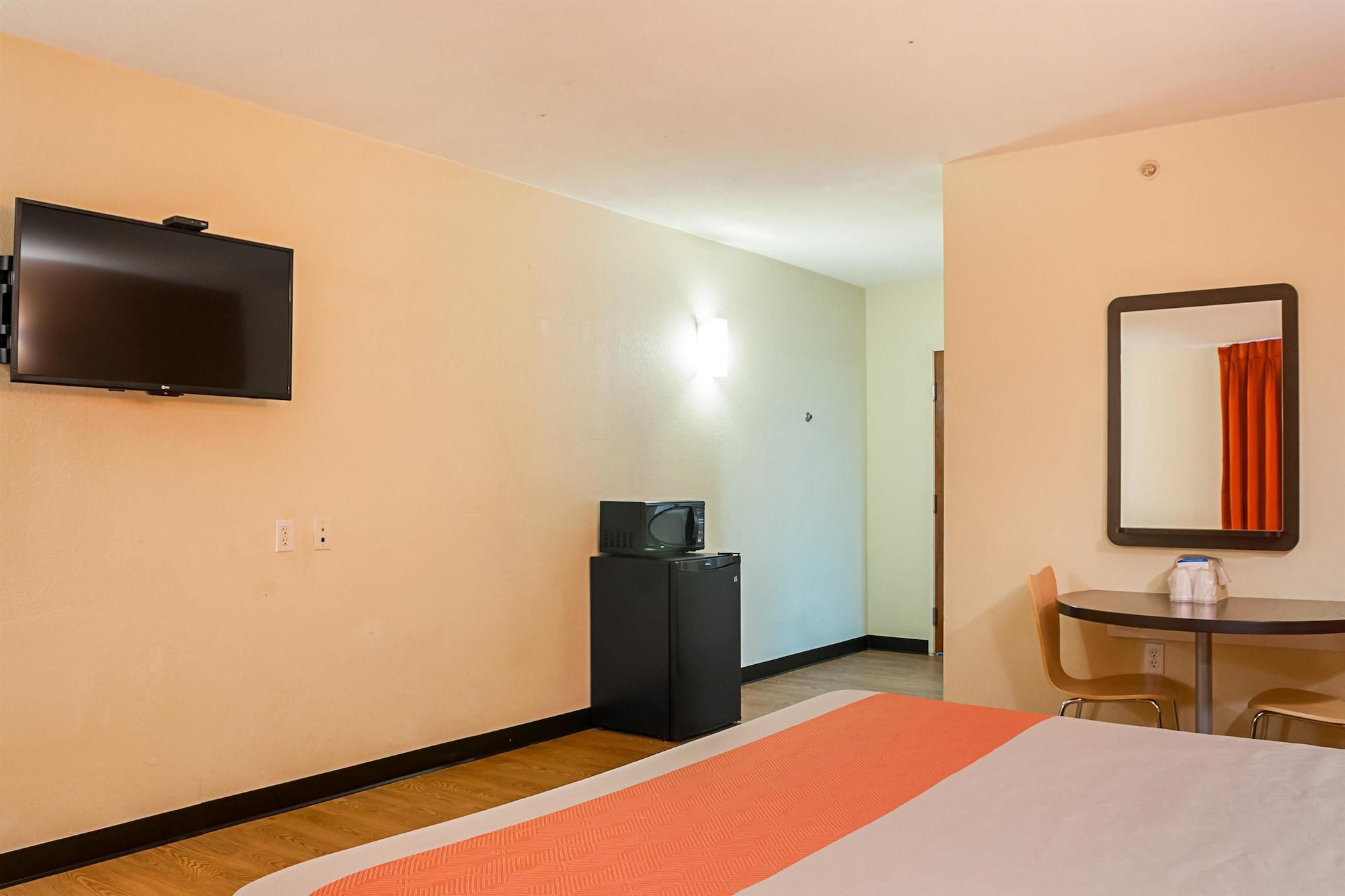Motel 6-New Orleans, La - Near Downtown Экстерьер фото