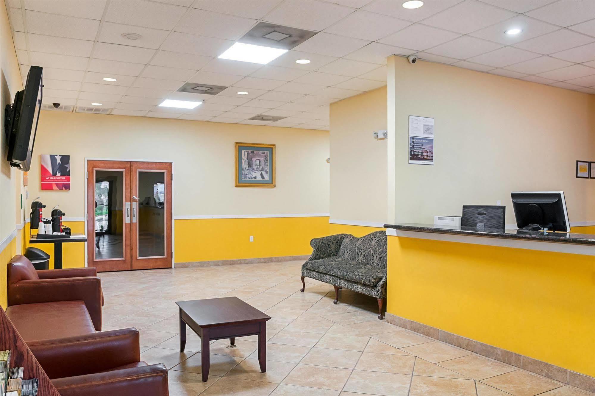 Motel 6-New Orleans, La - Near Downtown Экстерьер фото